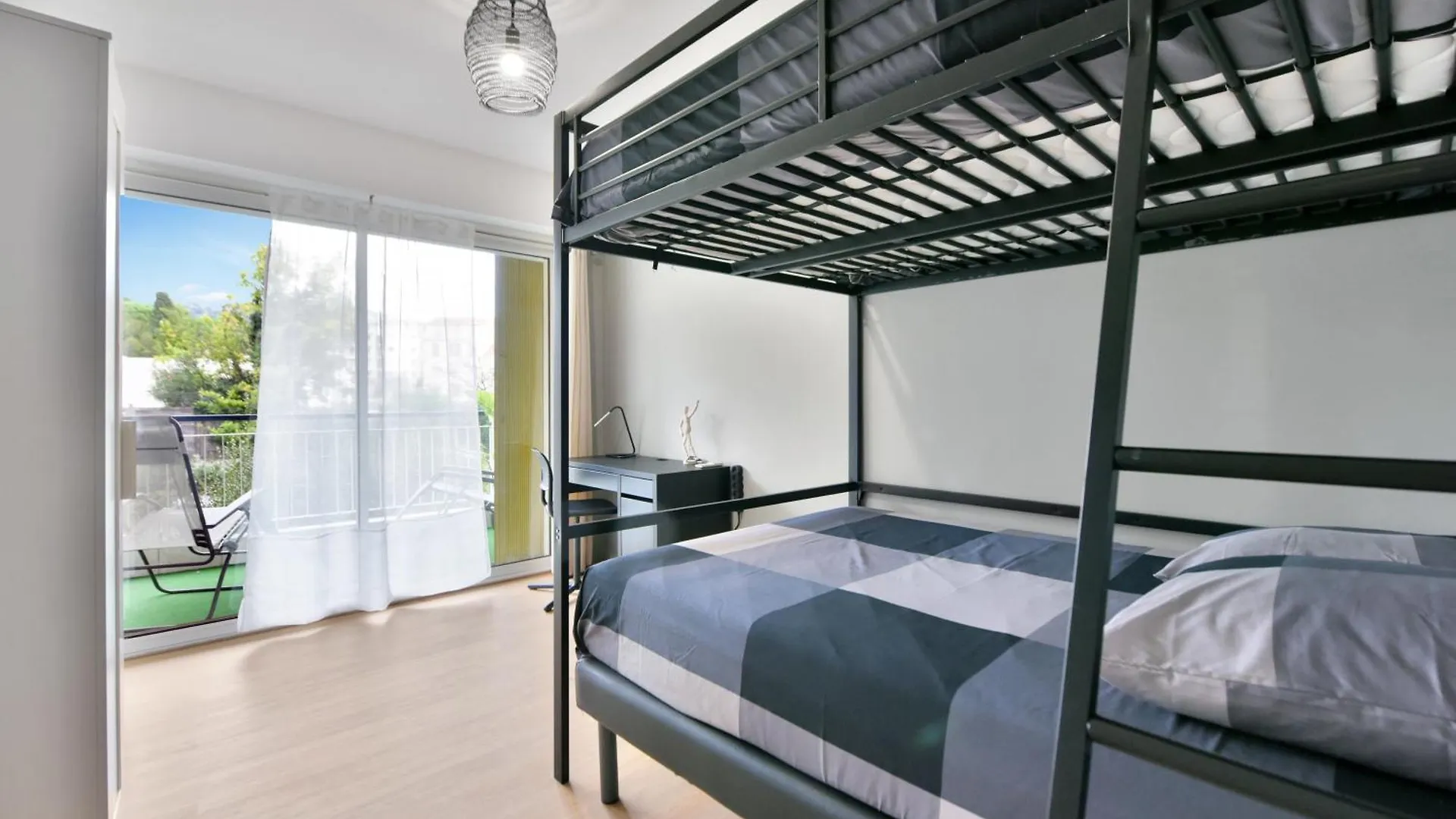 Apartment Le Sun Valley - Videoprojecteur Et Terrasse Zen Cannes